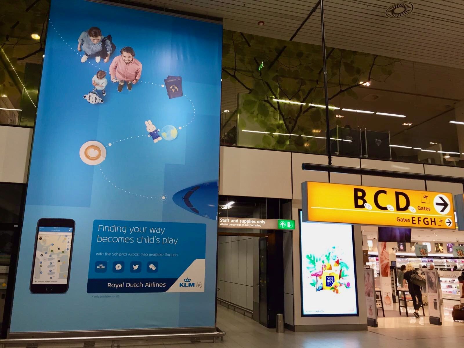 KLM Airlines - Airport Wayfinding